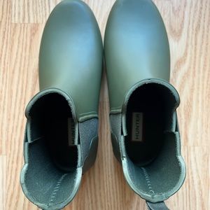 Women’s Hunter rain boots size 7 brand new